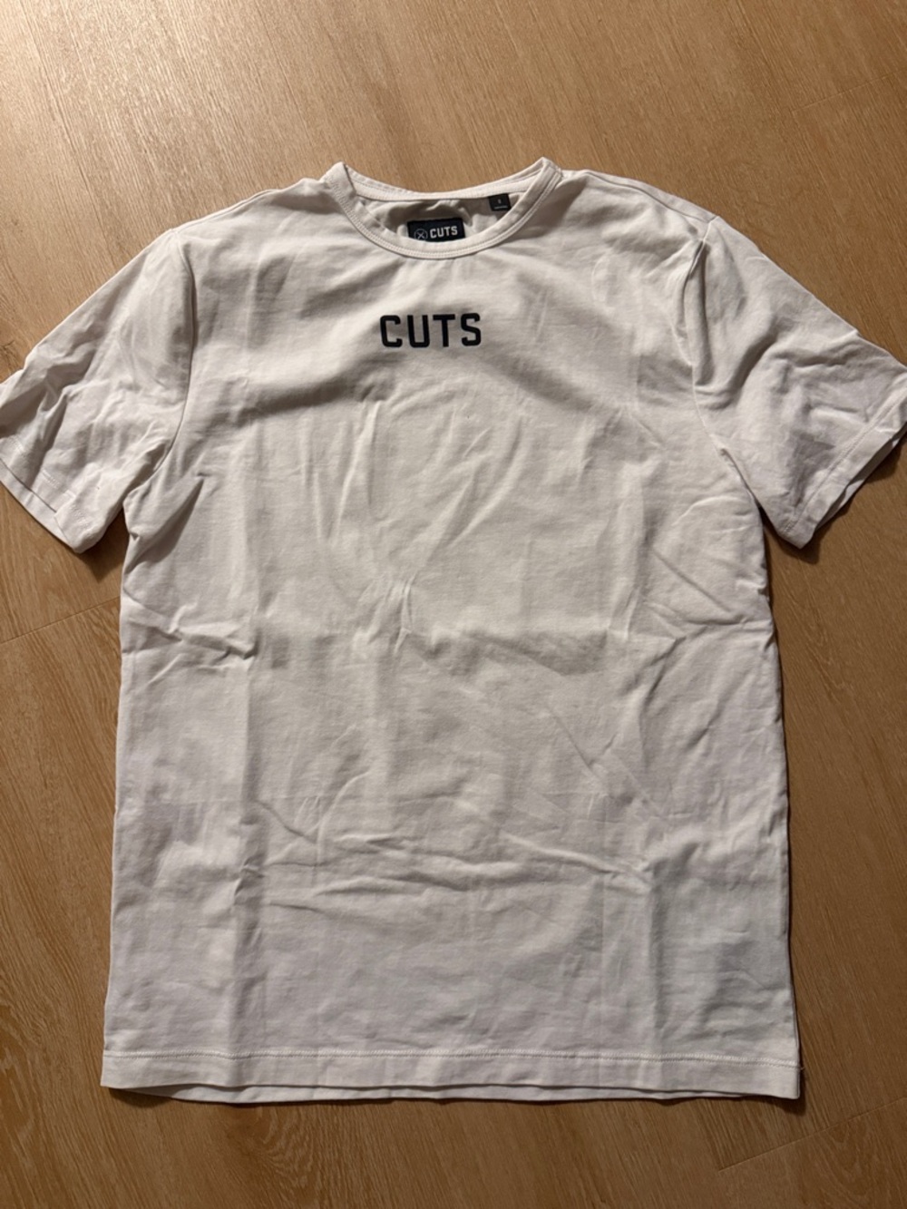 White cuts Men's Crewneck T-Shirt